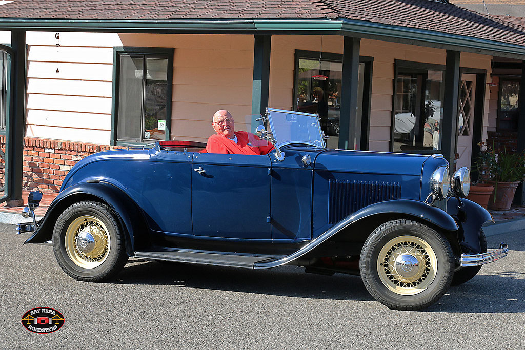 Bernie Couch arriving at the Peach Tree Inn